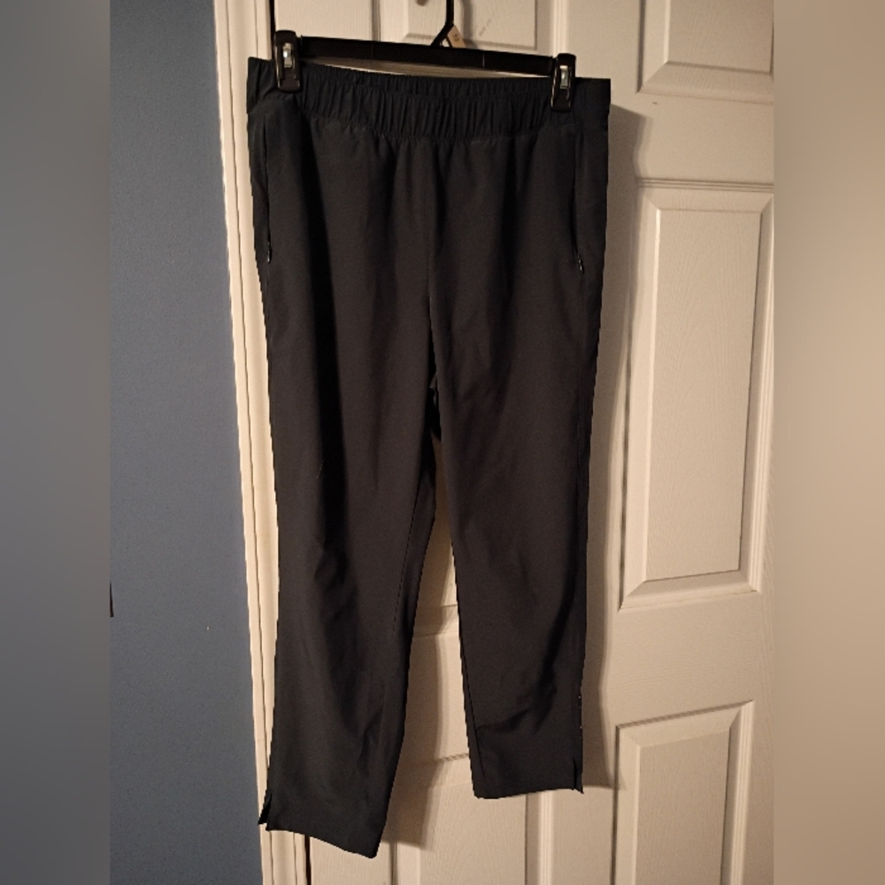 Old Navy Women's Quick Dry Dark Grey Track Pants
